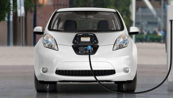 النصر تعود.. تفاصيل إنتاج مصر أول سيارة كهربائية| فيديو