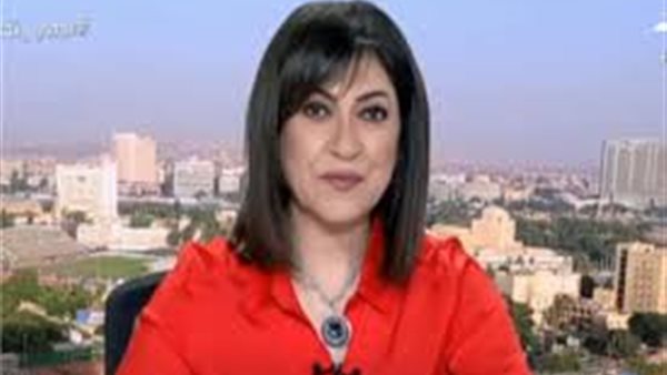 عزة مصطفي للمصريين : أفخروا ببلدكم ورئيسكم .. دي مشروعات مش جرافيك | فيديو