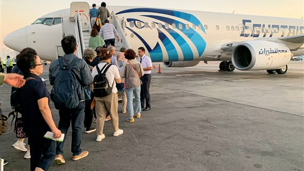 مصر للطيران تكشف تفاصيل فتح الخطوط الجوية لاستقبال السائحين | فيديو