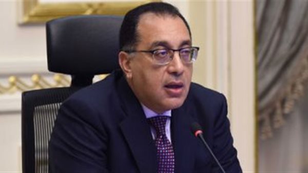 عاجل.. رئيس الوزراء يعلن فتح المطاعم والمقاهي والنوادي
