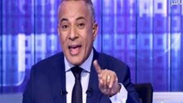 أحمد موسى: طائرات مقاتلة دمرت 9 أهداف فى قاعدة الوطية الليبية | فيديو