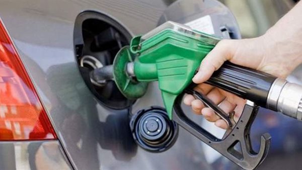 قرار جديد من  لجنة التسعير التلقائي للمنتجات البترولية بشأن أسعار البنزين والسولار 