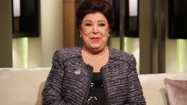 مصمم الأزياء بهيج حسين يبكي على الهواء بسبب «رجاء الجداوي» | فيديو