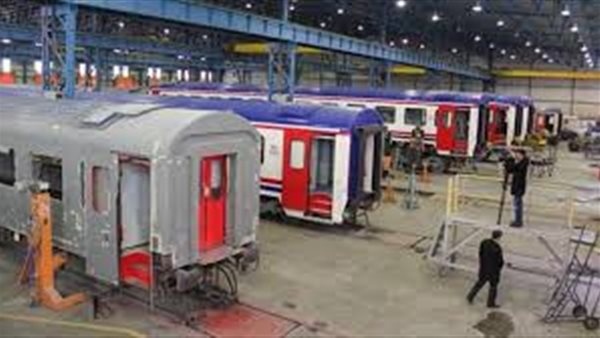 كامل الوزير يوجه مناشدة عاجلة للركاب ويكشف حقيقة زيادة أسعار القطارات | فيديو