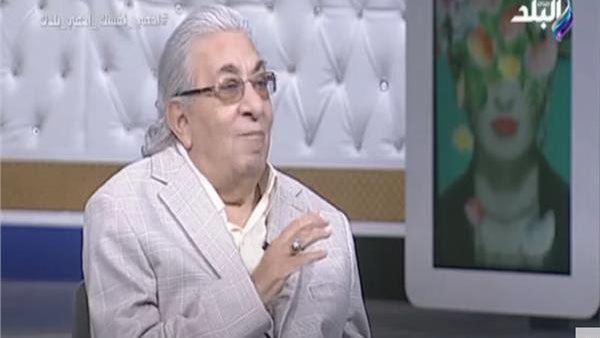 فاروق فلوكس: المرأة أجمل شيء في الوجود.. ولكن | فيديو