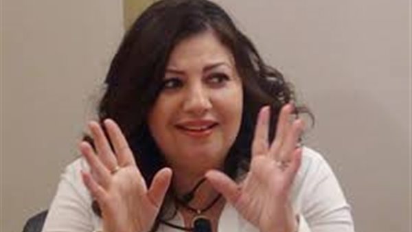 عبير فؤاد تتصدر قائمة اشهر علماء الفلك والابراج