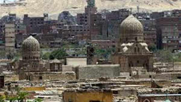 رئيس الاثار الاسلامية : لدينا 36 اثر في منطقة جبانات المماليك لم تُمس بأي سوء