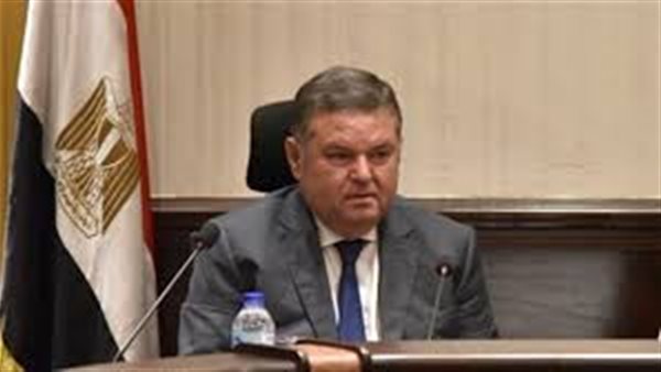 وزير قطاع الأعمال: نعمل على تطوير 23 مصنعا للغزل والنسيج ودمجهم فى 9 فقط | فيديو