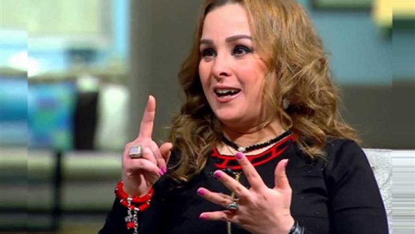 الفنانة حنان شوقي تستغيث بالرئيس السيسي