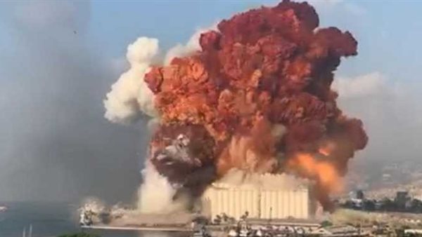 كاتب لبناني عن كارثة بيروت: جريمة حرب.. والحكومة كانت على علم بالمتفجرات | فيديو