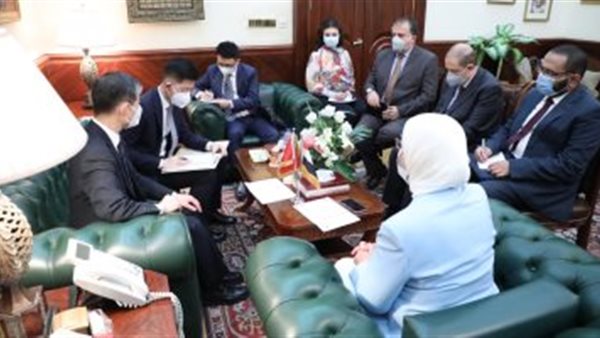 «المرحلة الأخيرة».. الصحة تكشف تفاصيل تصنيع لقاح كورونا فى مصر | فيديو 