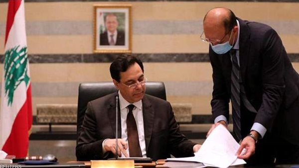 استقالة الحكومة اللبنانية برئاسة حسان دياب 