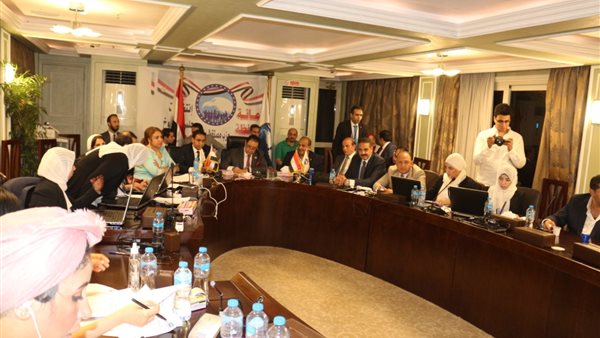 غرفة عمليات «مستقبل وطن» تتابع فرز نتائج انتخابات «الشيوخ» بالجيزة | صور