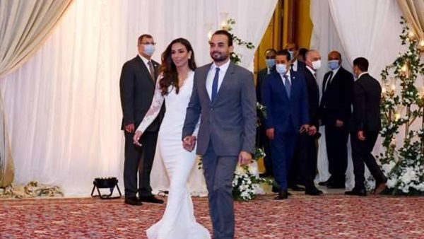 من هي حنان عبدالرحمن التى حضر السيسي وقرينته حفل عقد قرانها؟