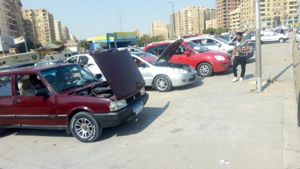 الحكومة تكشف الفئات المستهدفة في مشروع تحويل السيارات للغاز