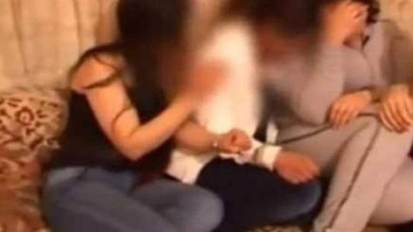 الشهر بـ 70 ألف جنيه.. سيدة تعرض ابنتها لراغبى المتعة الحرام على 