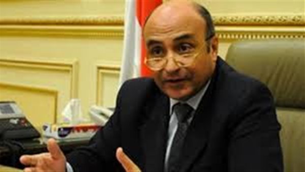 وزير العدل: إلغاء العمل اليدوي بمكاتب الشهر العقاري خلال 8 أشهر | فيديو