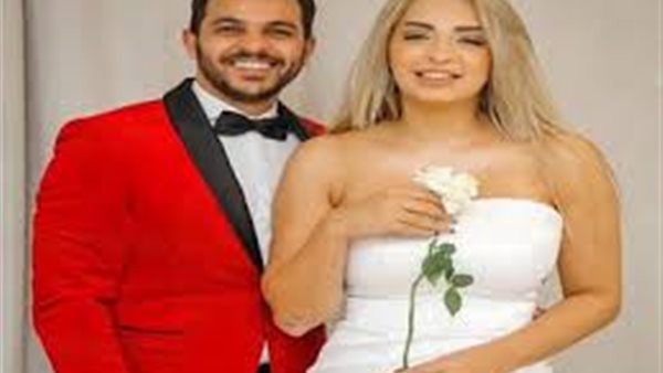 تصرف مفاجيء من مي حلمي بعد طلاقها من محمد رشاد | فيديو