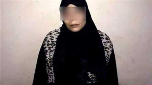 ربة منزل تتخلص من حماها بطريقة جهنمية.. والسبب صادم