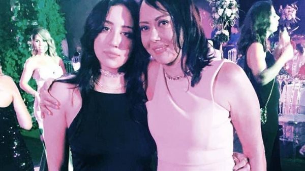 هددت بكشف المستور .. أول تعليق من الفنانة نهى العمروسي على حبس ابنتها في قضية فيرمونت