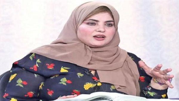 «هتكت عرض فتاتين وخانت زوجها وخطفته».. أسرار لا تعرفها عن فنانة شهيرة اتهمت حبيب العادلي بحبسها