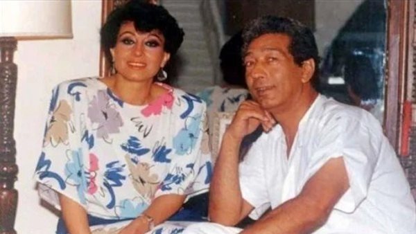 حكاية الفنانة التي خطفت كرم مطاوع من زوجته سهير المرشدي وتركته بعد إصابته بالسرطان 