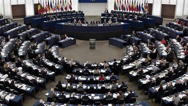 متحدث الاتحاد الأوروبي: ندعم الحوار بين فلسطين وإسرائيل | فيديو