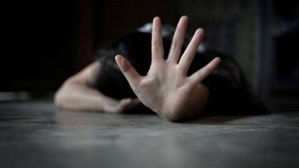 حملها بعد الطلاق كشف الجريمة .. اعترافات مثيرة للأب عن معاشرته لابنته