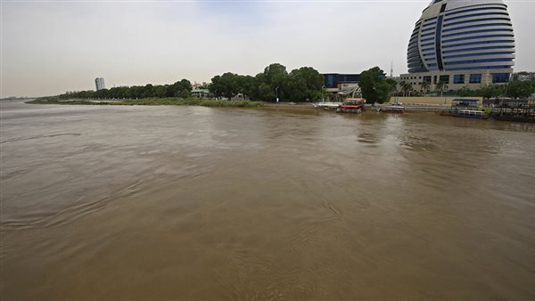 الفيضان يقترب من مصر .. مطالب حكومية لسكان هذه المناطق باخلاء منازلهم | فيديو