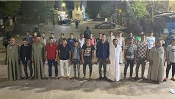 أحمد موسى للمتهمين بحرق سيارة شرطة : «اللى سمعتم كلامه بيتفسح في برشلونة» | فيديو 