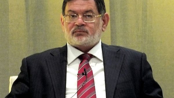 الخرباوي يكشف تفاصيل مثيرة عن الانقسام داخل الإخوان | فيديو