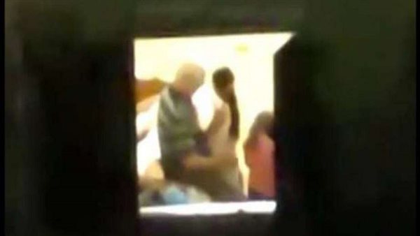 تفاصيل جديدة ومثيرة عن تحرش مدرس مسن بطفلة