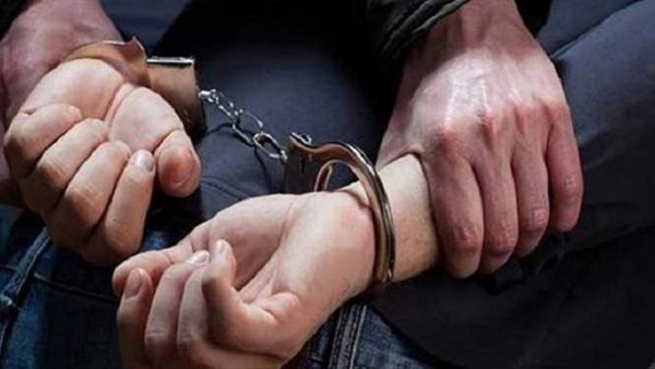 سلسلة فضة تكشف الجاني .. تفاصيل مثيرة في قضية مقتل فتاة وطفليها بالبحيرة