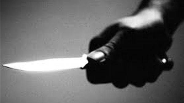 شاب يطعن خطيبته في الجيزة.. والسبب صادم