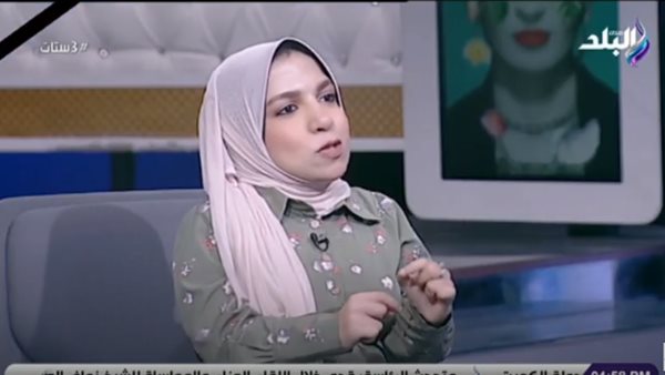 أول مصممة أزياء لقصار القامة: الفكرة جاءت بعد معاناتي في شراء ملابسي | فيديو