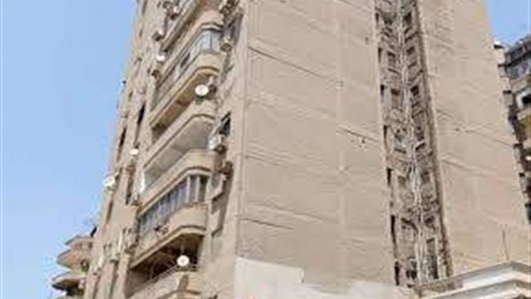 ساكن بعمارة الشربتلي: اقترحت على كامل الوزير تأجير شقة بالعقار لطمأنة الملاك | فيديو