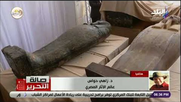 زاهي حواس: أتوقع اكتشاف آلاف التوابيت داخل آبار سقارة قريباً | فيديو