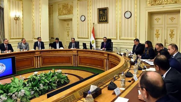 رسميًا.. الحكومة تقرر غلق المدارس إذا وصلت إصابات كورونا لهذا الحد 