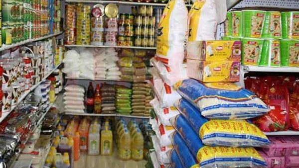 حقيقة طرح أرز غير صالح للاستهلاك الآدمي بالمنافذ التموينية