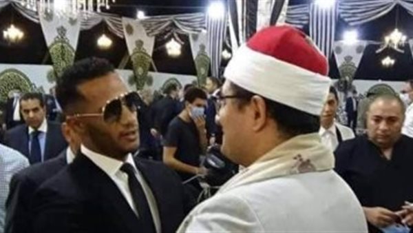 بعد حذف صورته مع محمد رمضان.. عزة مصطفى للشيخ الشحات أنور: «التمثيل مش حرام يا مولانا» | فيديو 