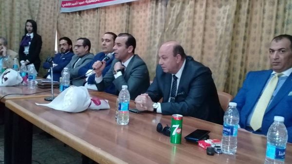 في لقاء تنظيمي.. «الشعب الجمهوري» يبحث دعم مرشحيه ببني سويف على المقاعد الفردية والقائمة الوطنية 