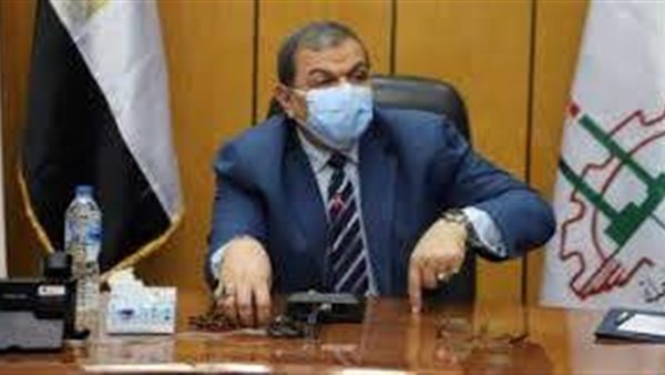 القوى العاملة تعلن توفير 2442 فرصة عمل برواتب تصل إلى 15 ألف جنيه