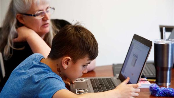 أستاذ طب سلوكي: الأطفال العباقرة هم اللي كانوا مزعجين وهما صغيرين | فيديو