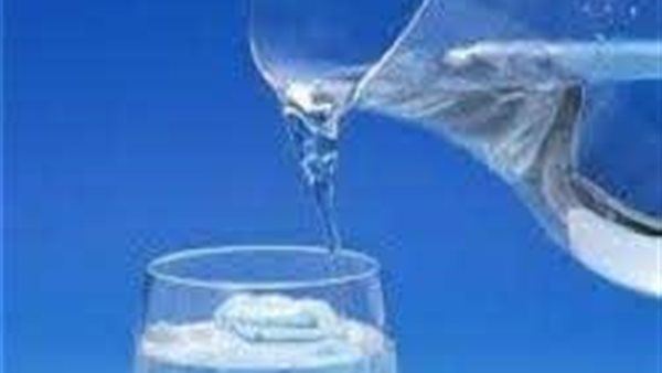 استشاري: المياه المادة الوحيدة القادرة على فلترة الجسم من السموم | فيديو