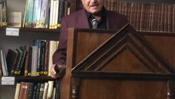  زاهى حواس يلقى محاضرة عن الاكتشافات الاثرية بالاسكندرية 