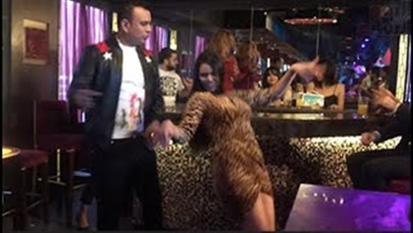 بـ4 فساتين.. لورديانا تشعل مواقع التواصل بالرقص على 