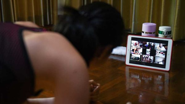 خبيرة يوجا: أي خلل في التوزان بين الروح والجسم والعقل يؤدي إلى الأمراض النفسية العصبية | فيديو