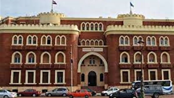 تهكم على القرآن الكريم.. فضيحة أستاذ جامعة الاسكندرية تهز التعليم العالي | فيديو