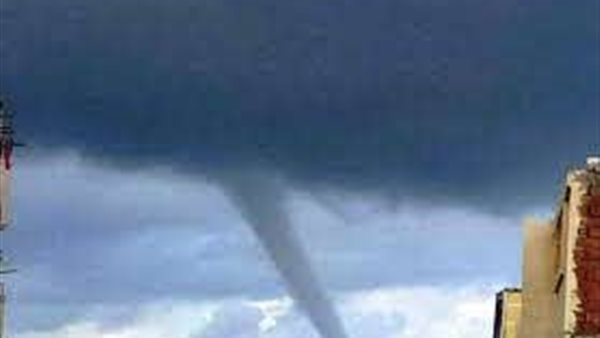 سبب «الشاهقة المائية» التي شهدتها الإسكندرية | فيديو