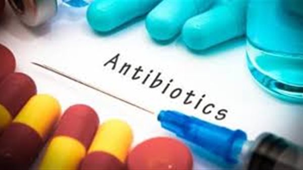 استشاري باطنة: الإفراط في استخدام المضادات الحيوية يقتل الميكروبات الصديقة | فيديو